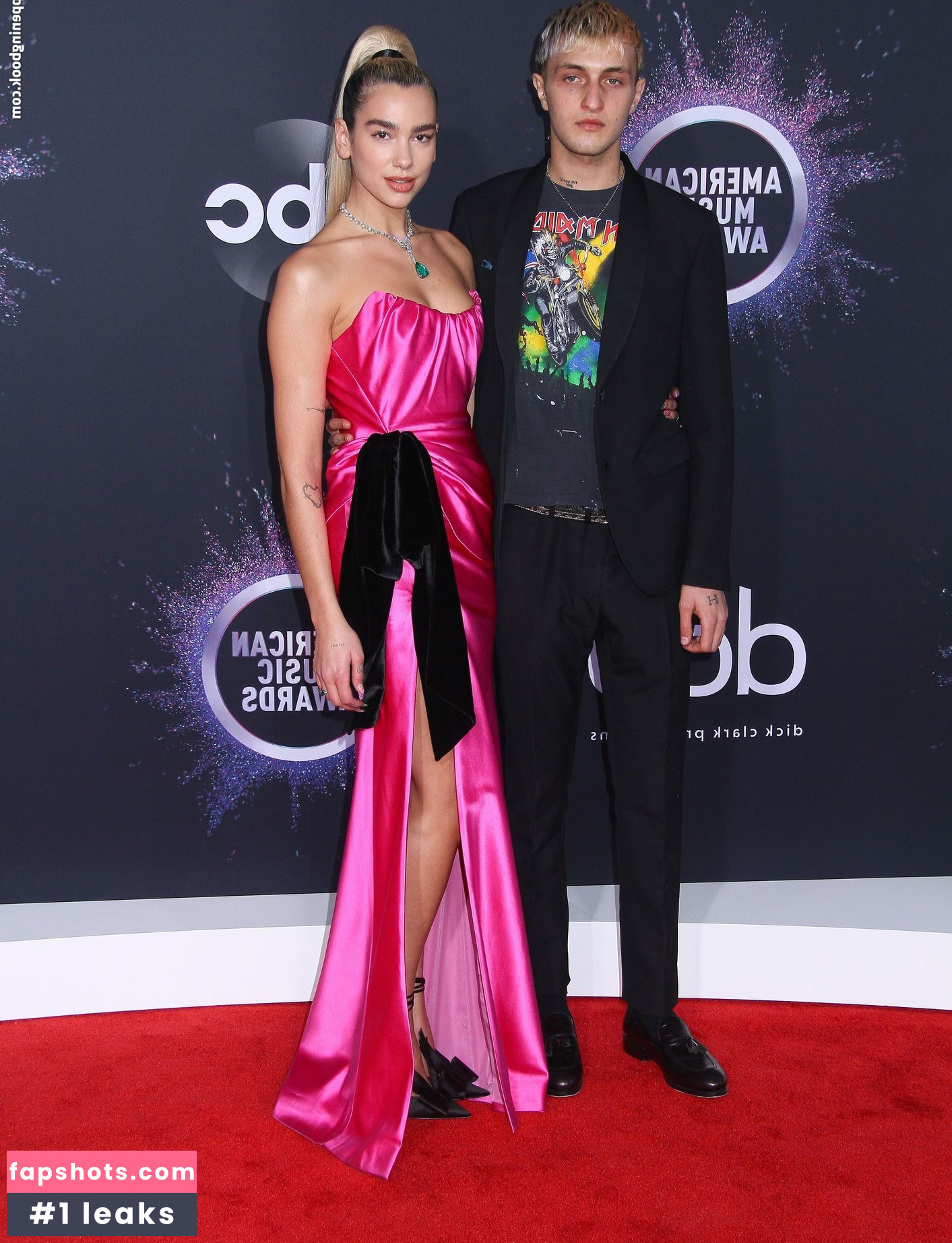 Dua Lipa gallery photo #8396