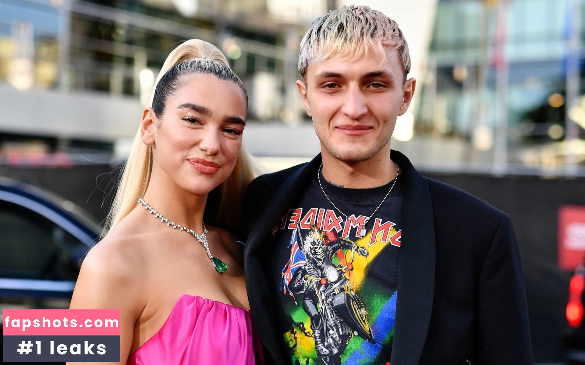 Dua Lipa gallery photo #8435