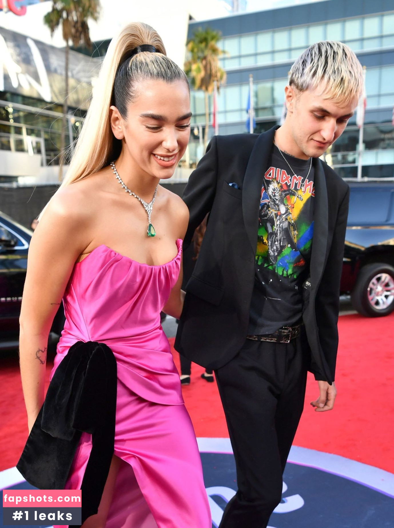 Dua Lipa gallery photo #8437