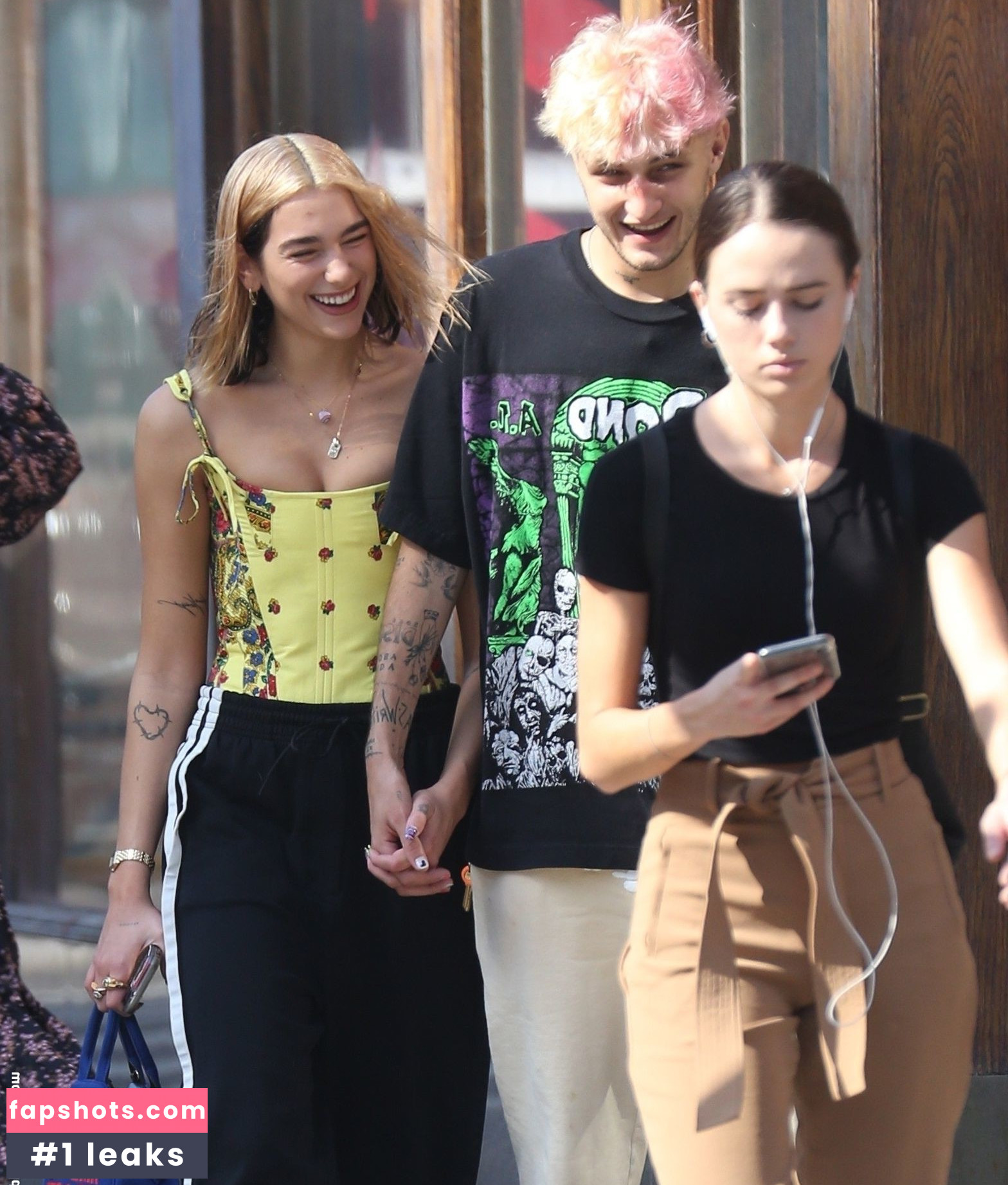 Dua Lipa gallery photo #8494