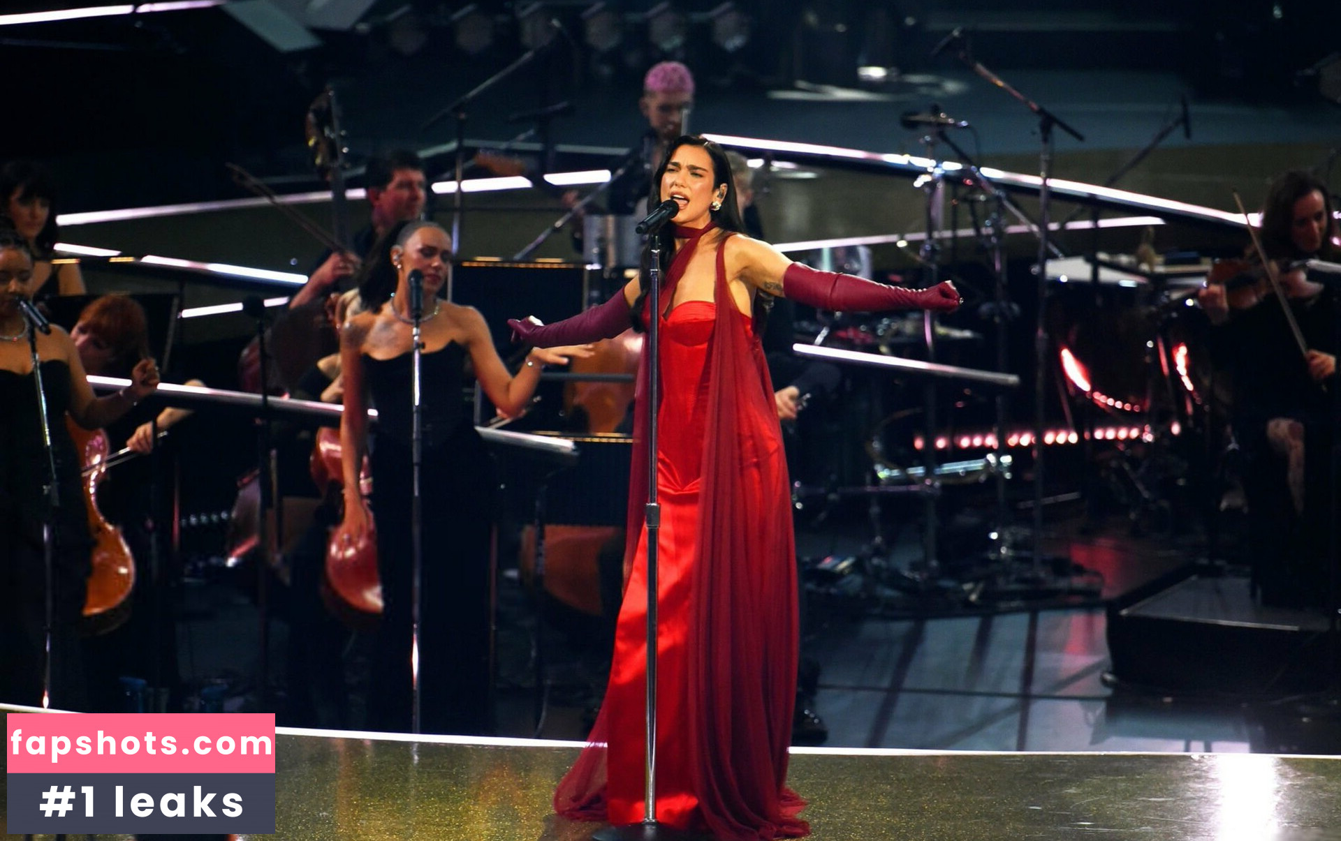 Dua Lipa gallery photo #852