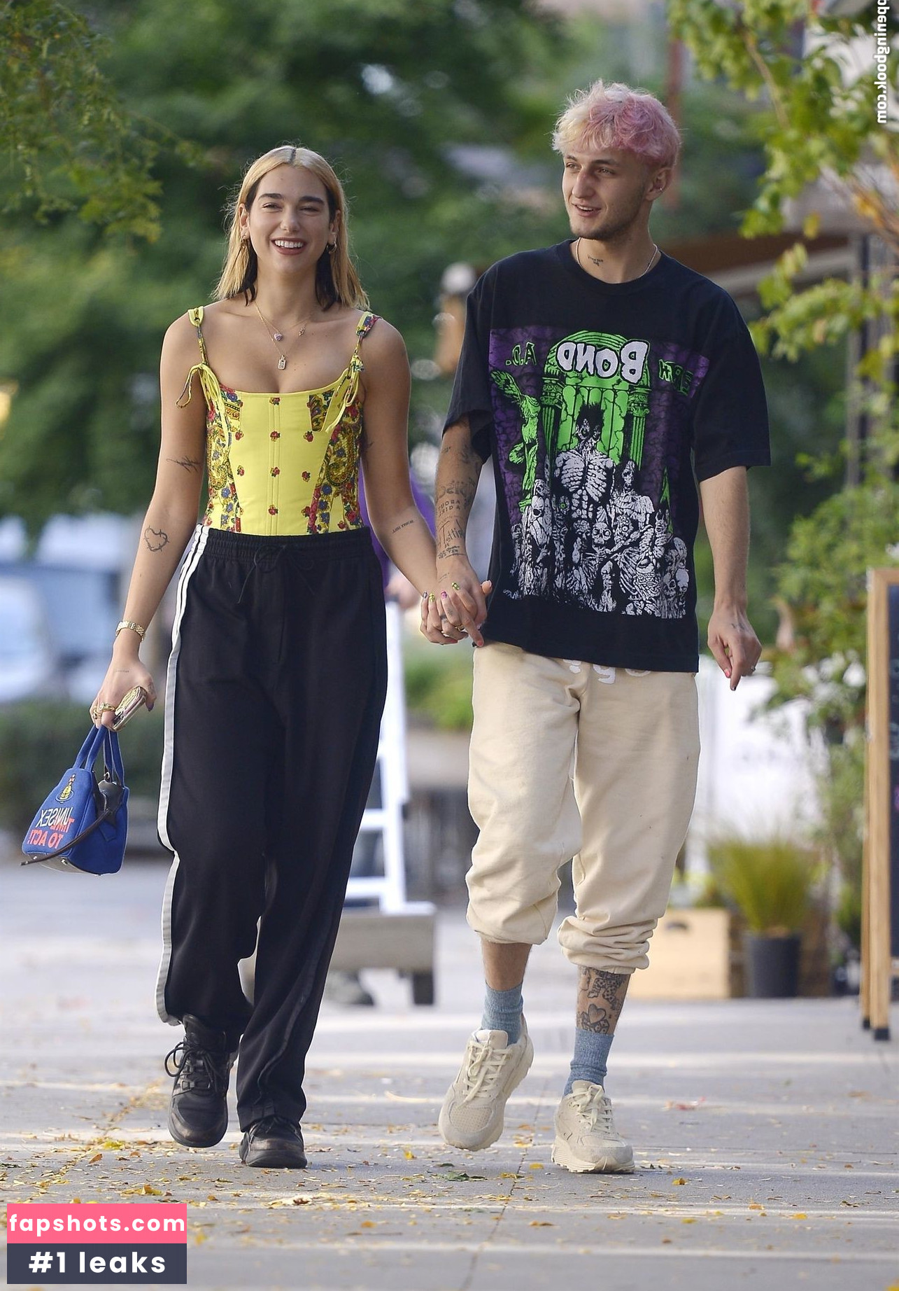 Dua Lipa gallery photo #8562