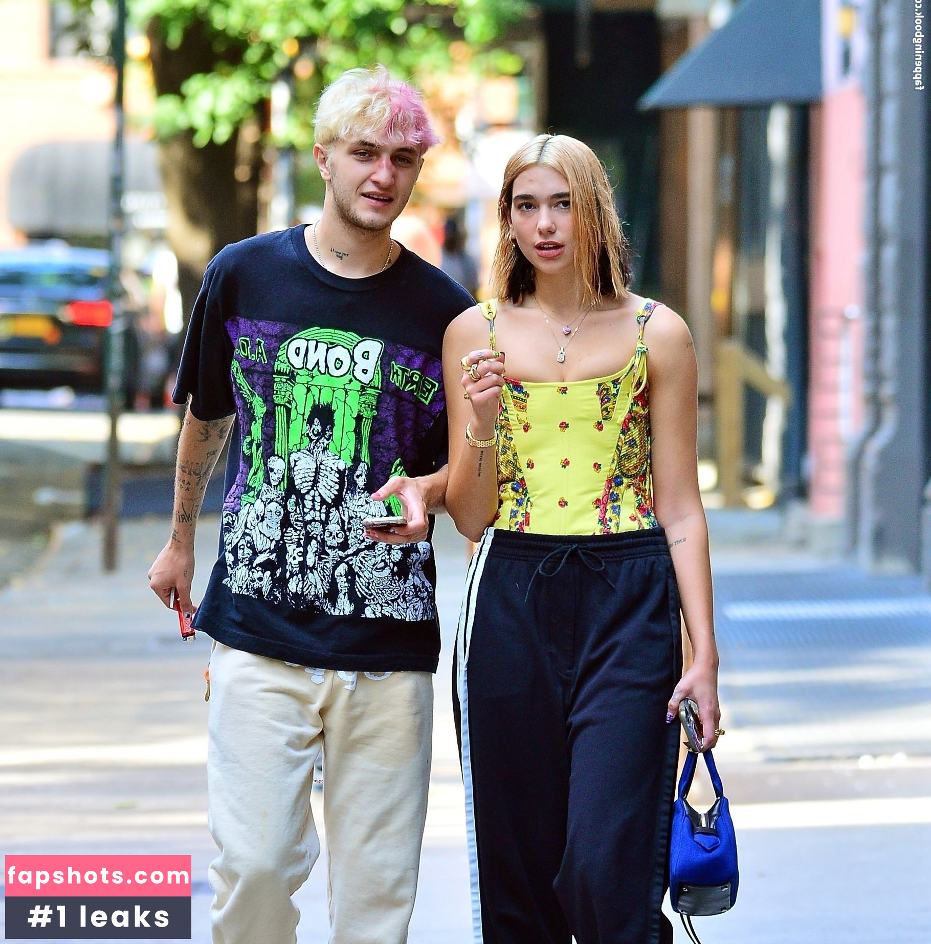 Dua Lipa gallery photo #8581