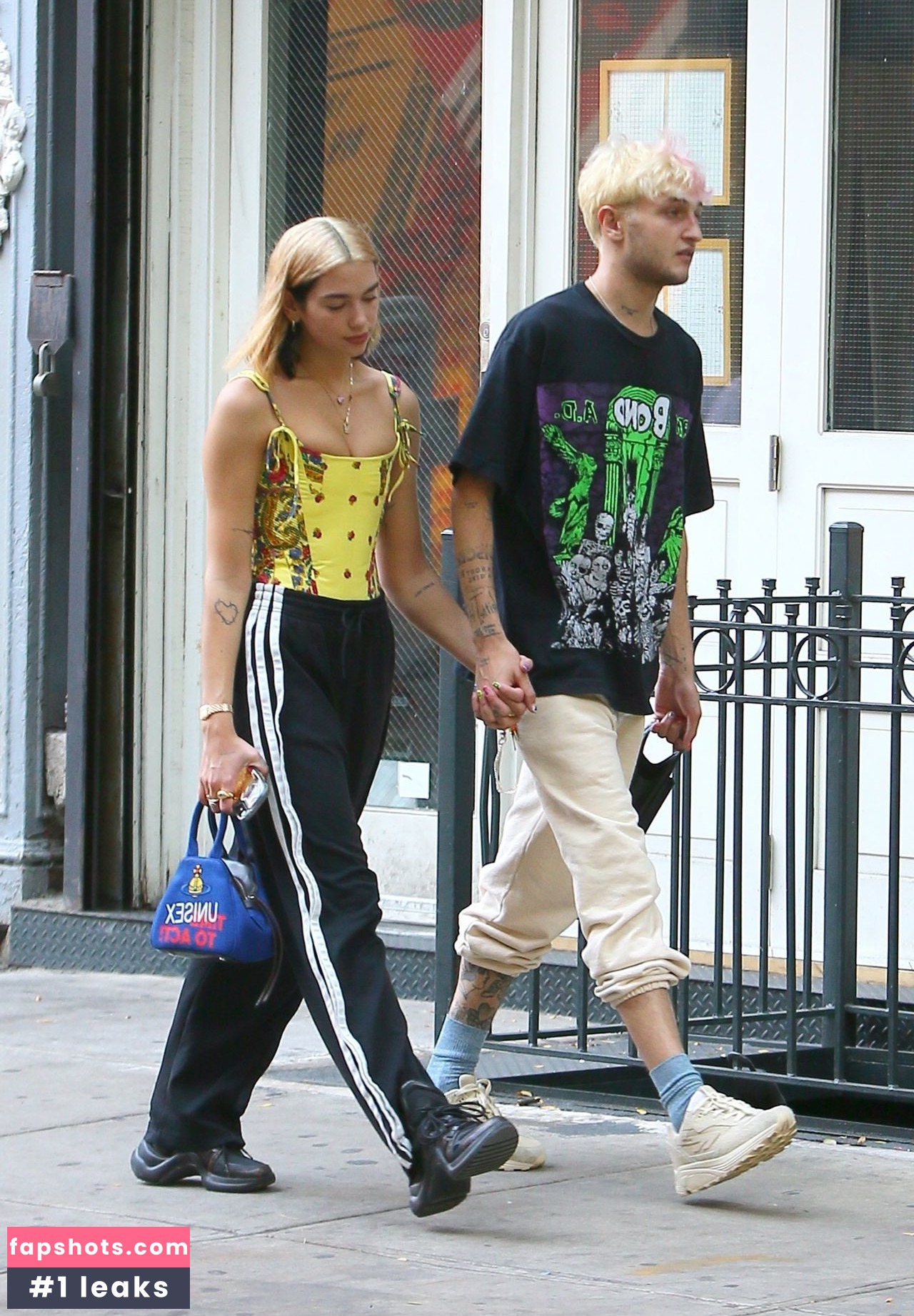 Dua Lipa gallery photo #8597