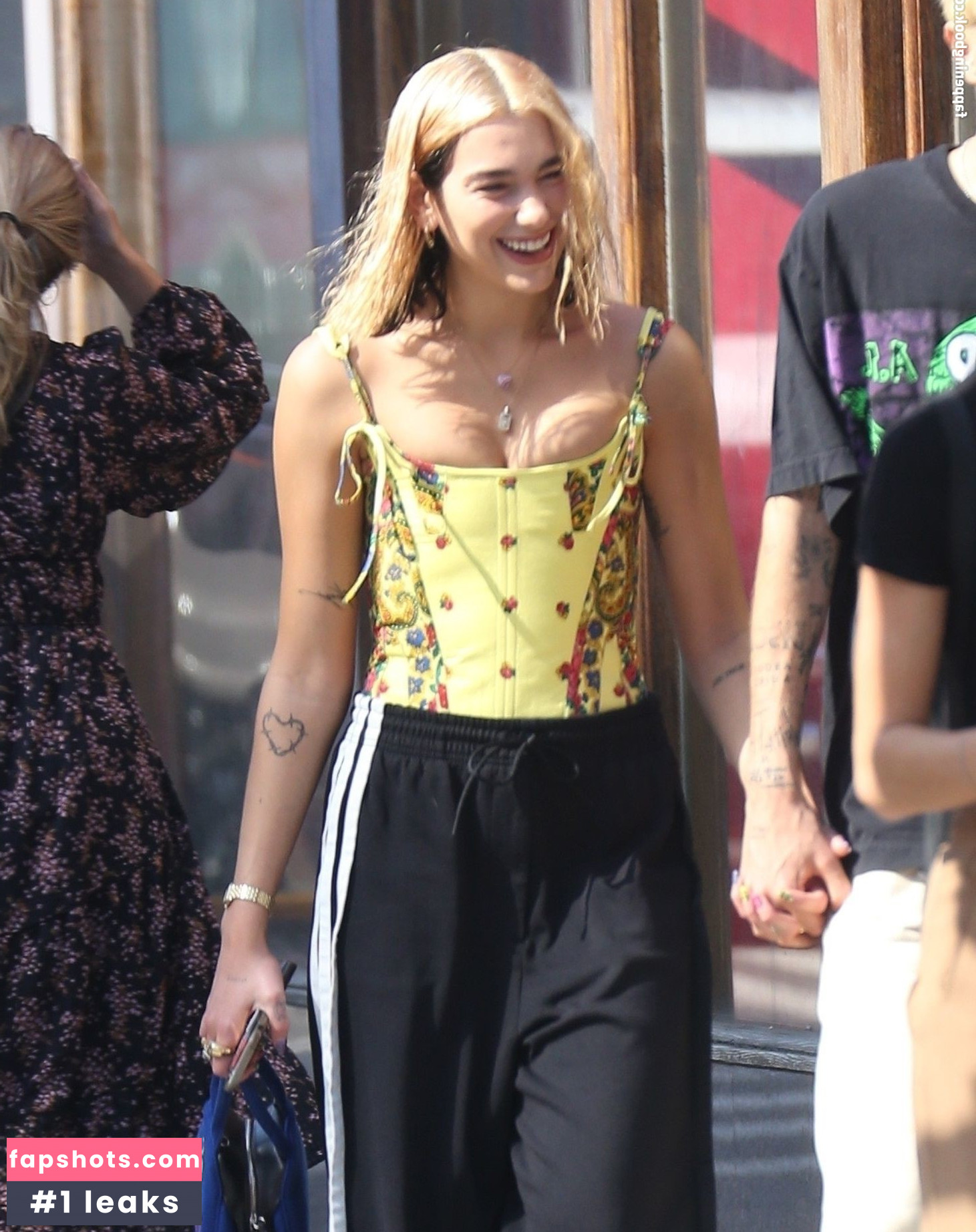 Dua Lipa gallery photo #8610