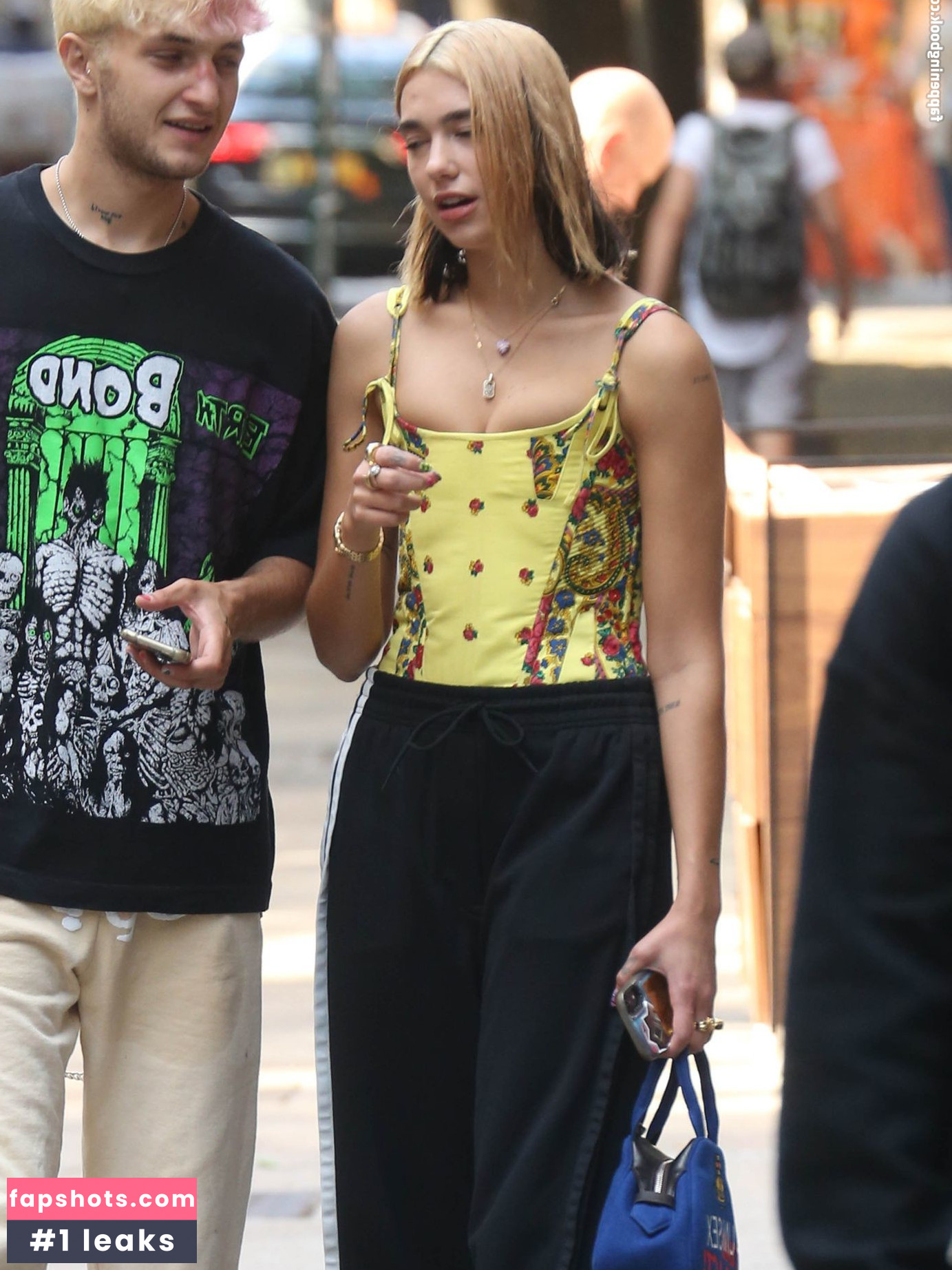 Dua Lipa gallery photo #8630