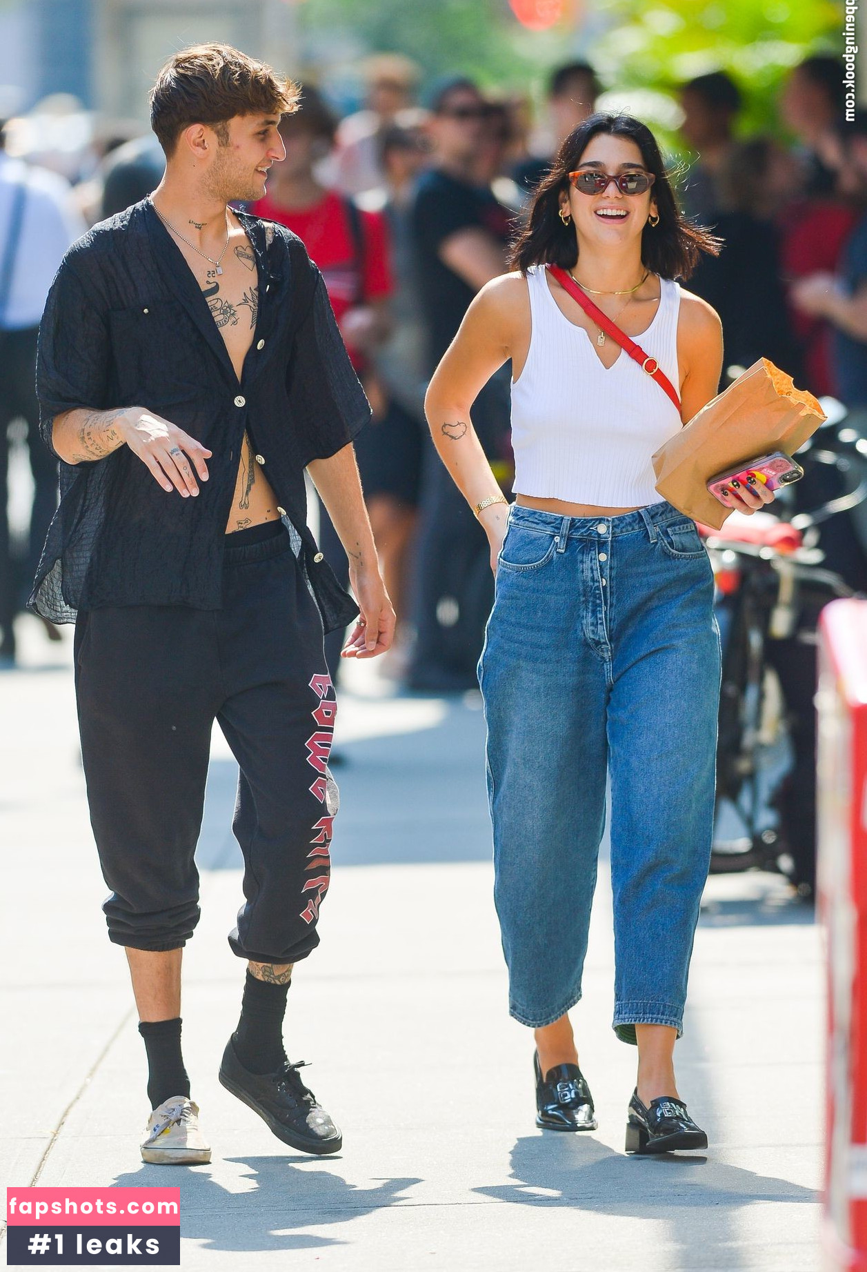 Dua Lipa gallery photo #8640