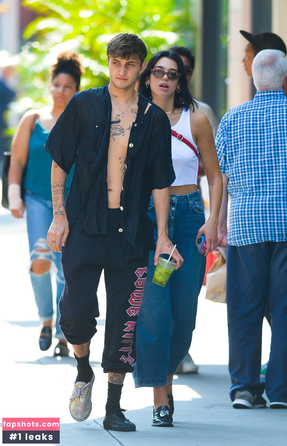 Dua Lipa gallery photo #8655