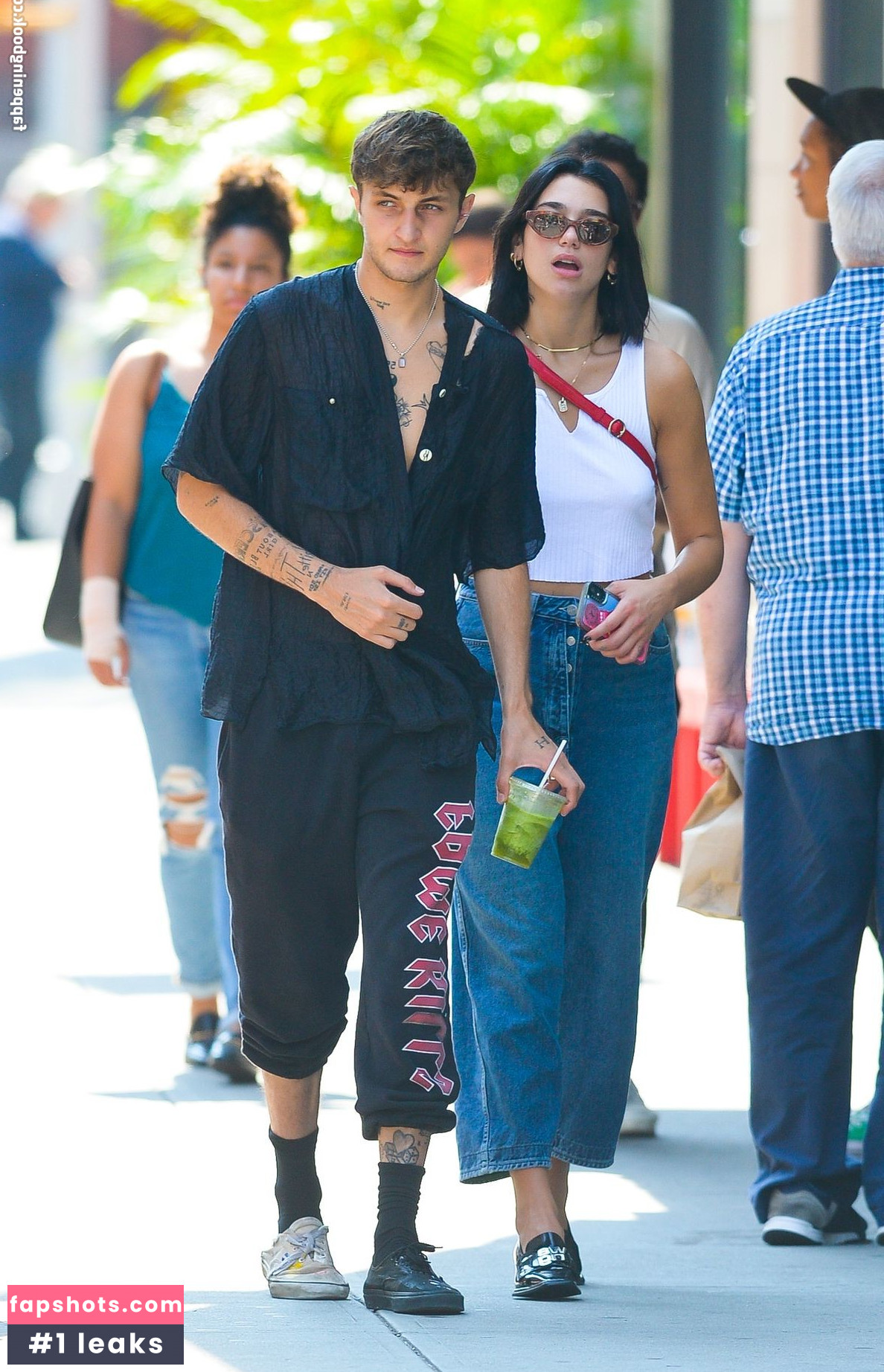 Dua Lipa gallery photo #8656