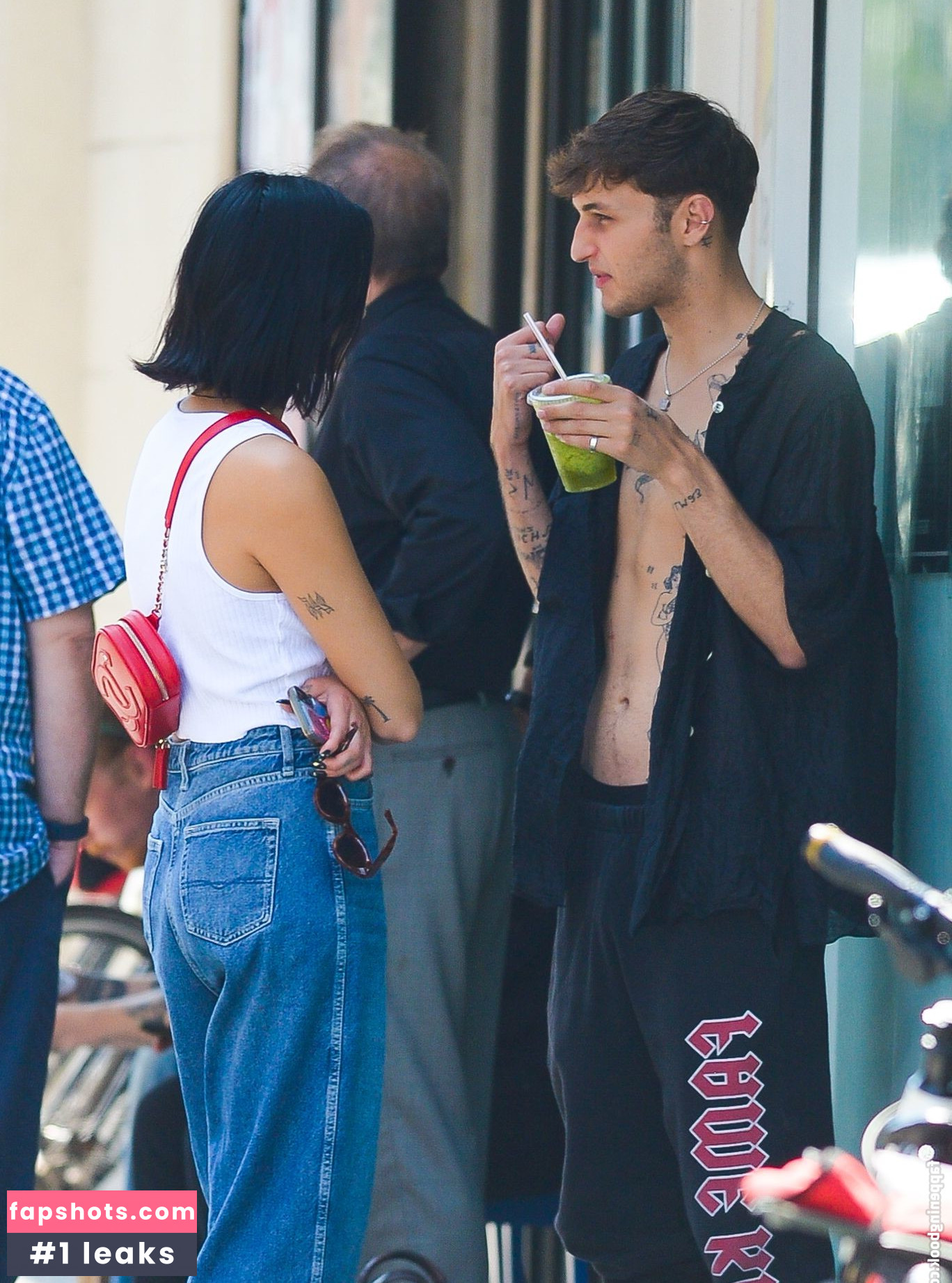 Dua Lipa gallery photo #8664