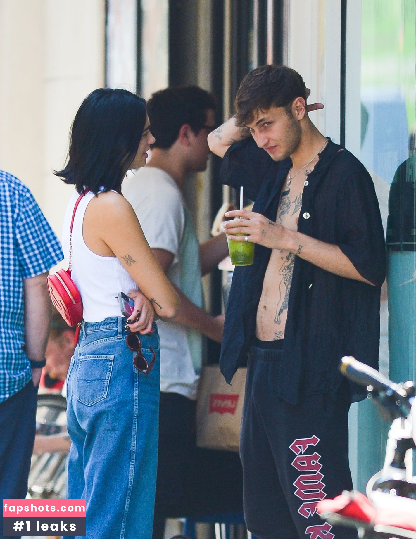 Dua Lipa gallery photo #8667