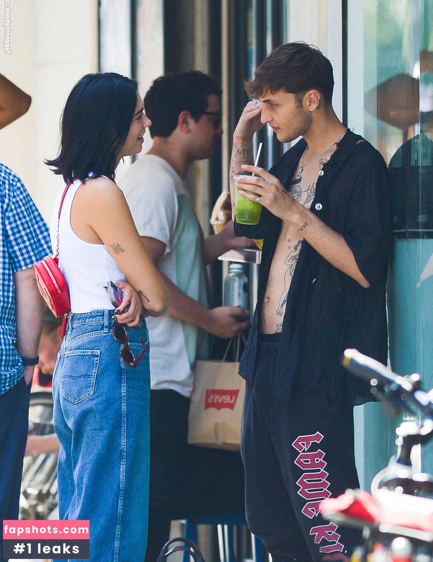 Dua Lipa gallery photo #8668