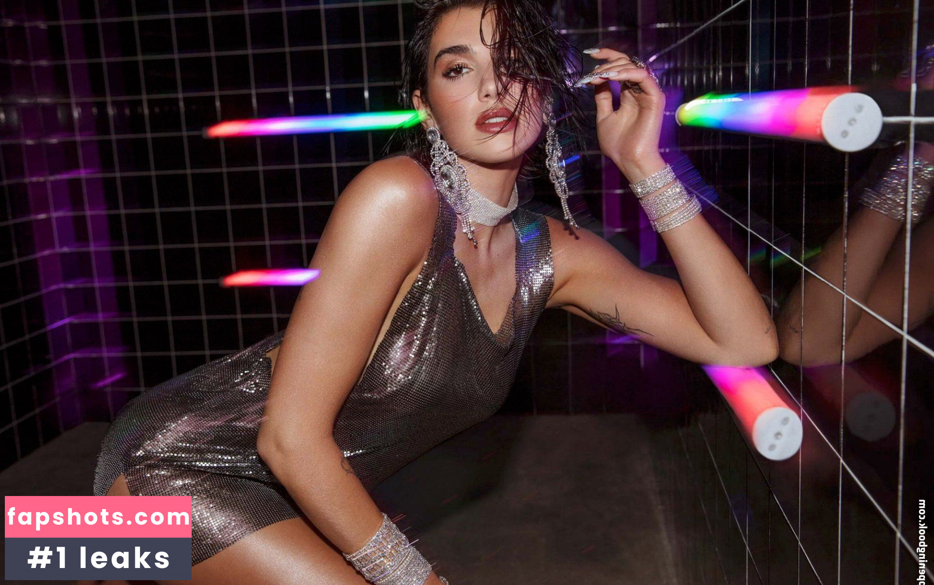 Dua Lipa gallery photo #8672