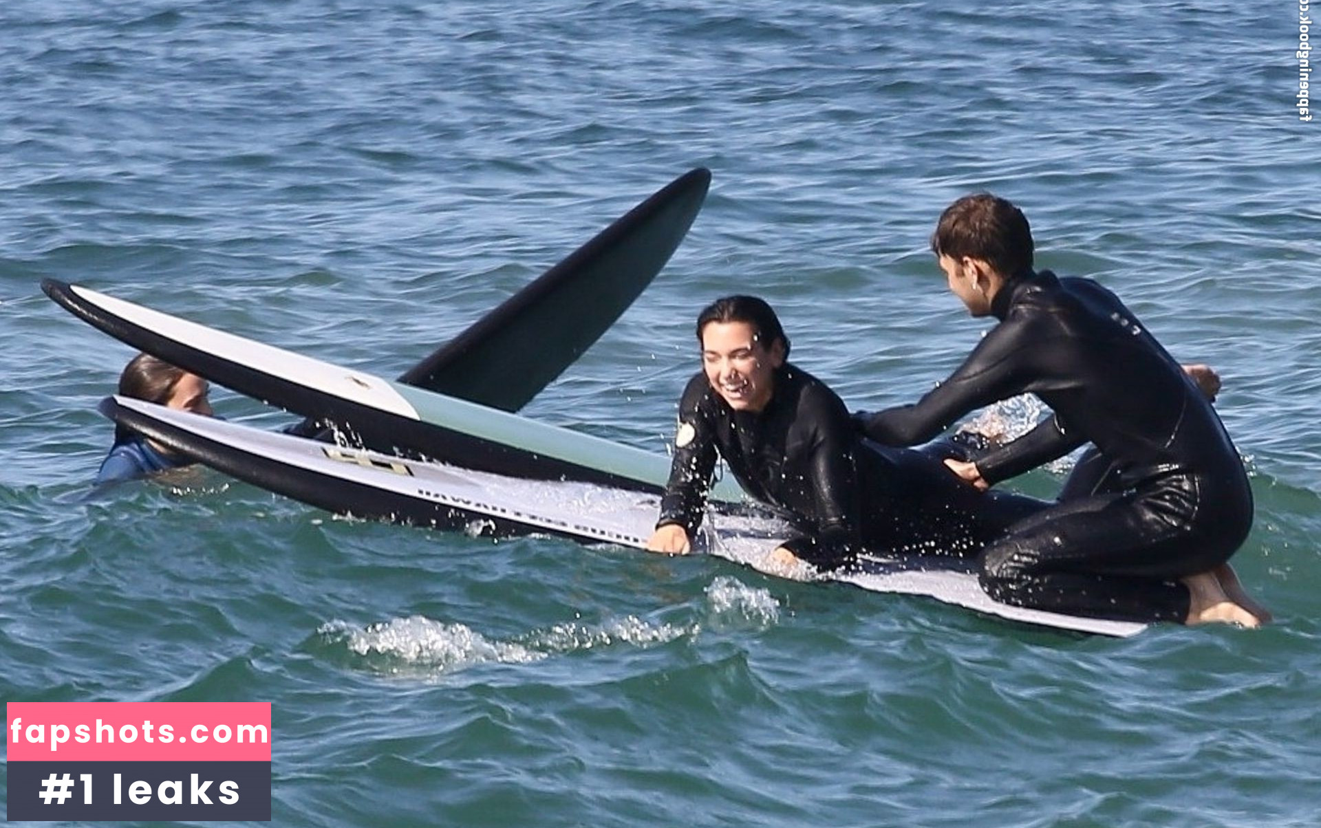 Dua Lipa gallery photo #8722