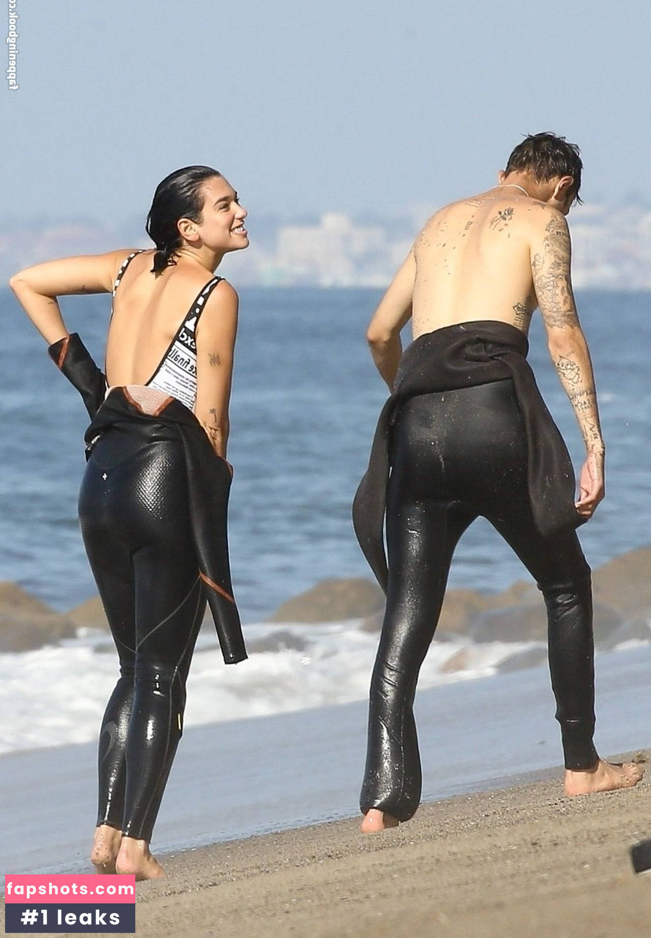 Dua Lipa gallery photo #8729