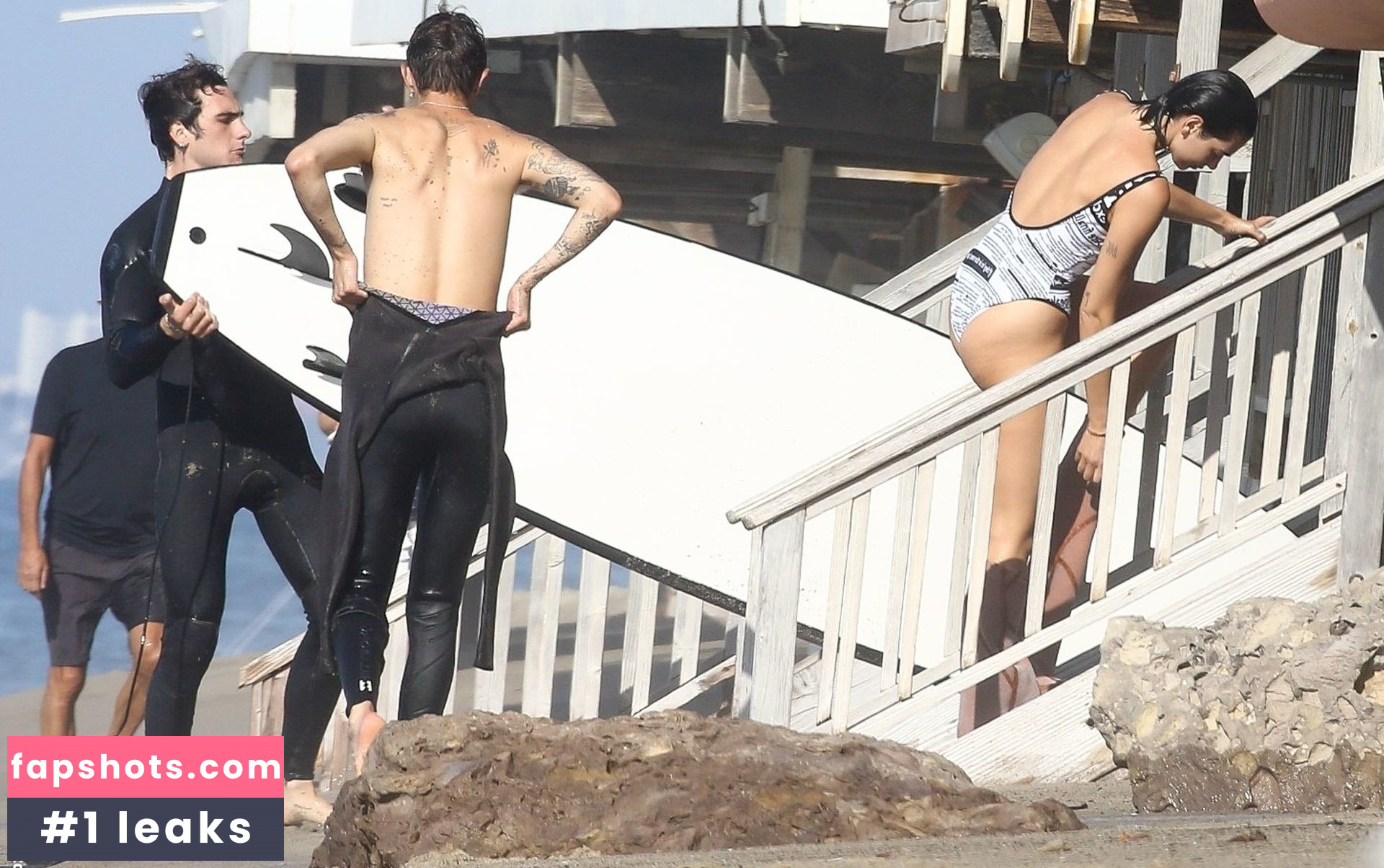 Dua Lipa gallery photo #8742