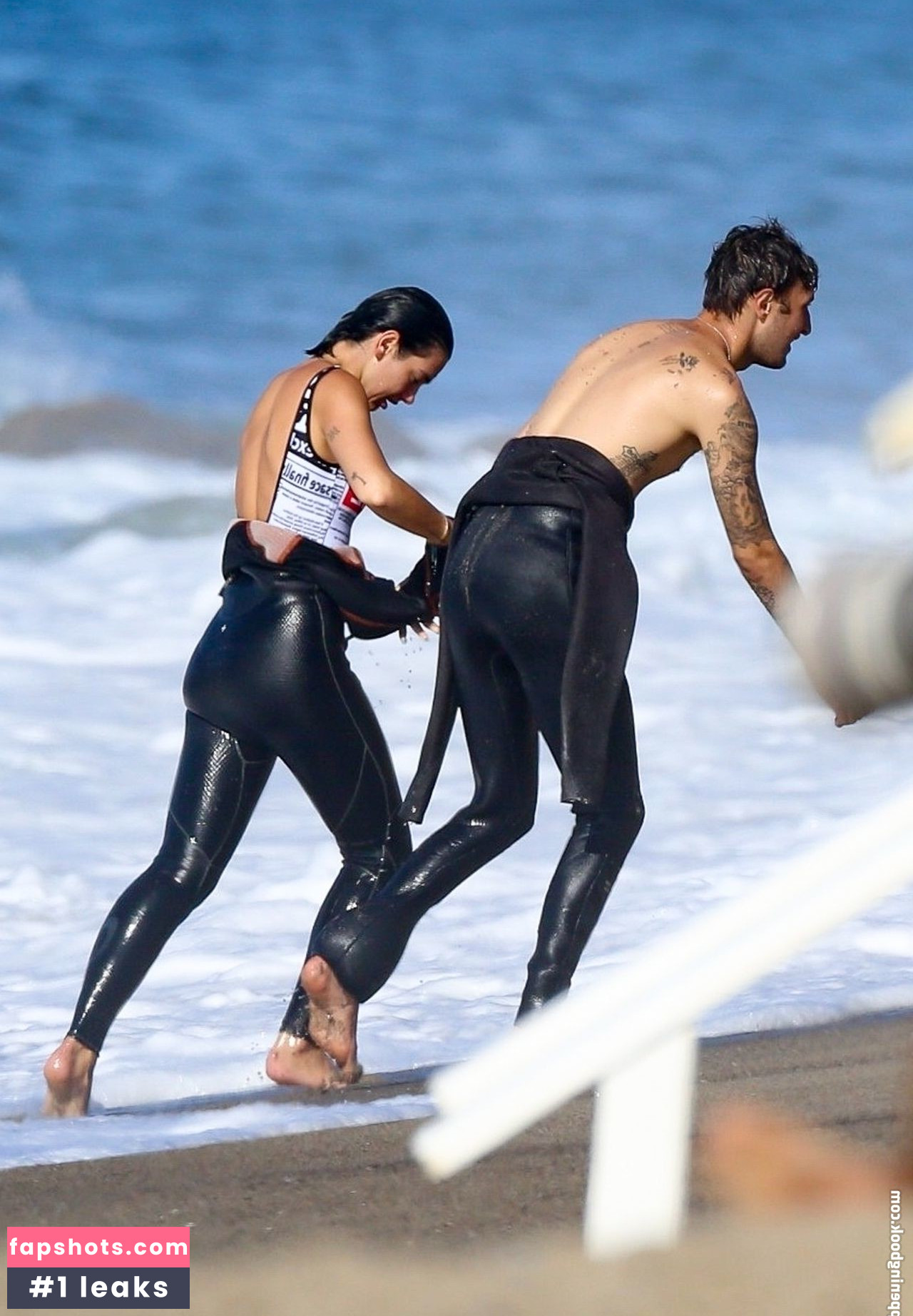 Dua Lipa gallery photo #8810