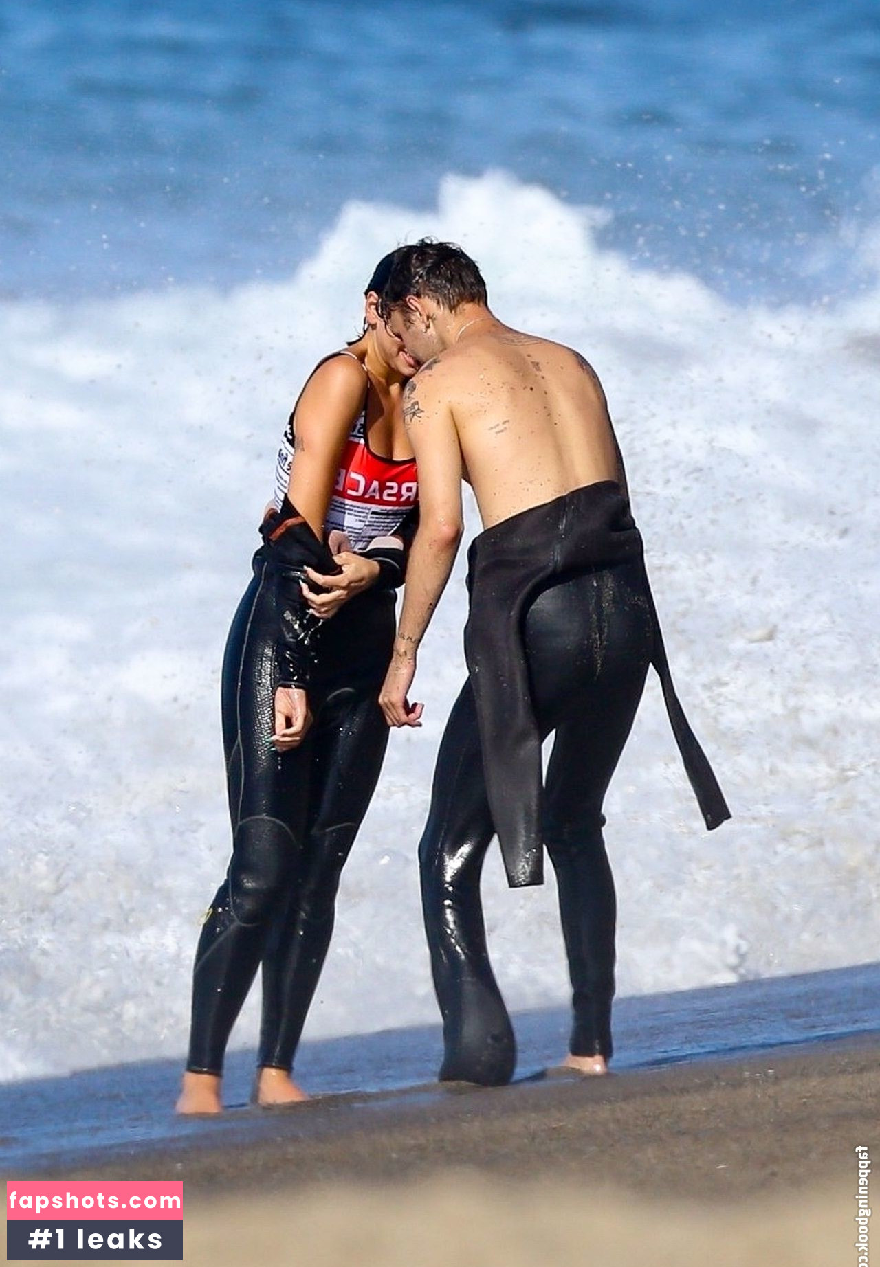 Dua Lipa gallery photo #8815