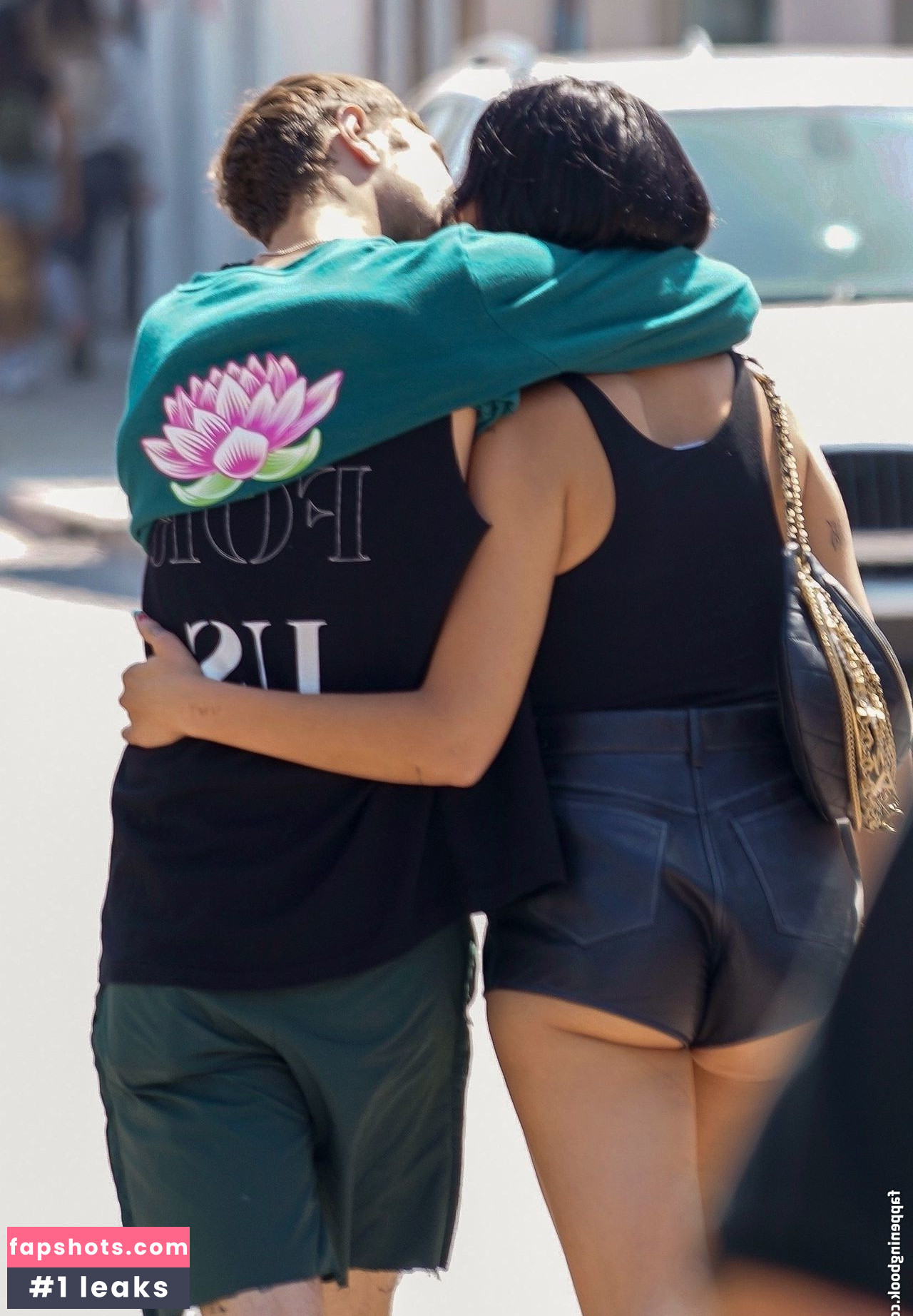 Dua Lipa gallery photo #8824