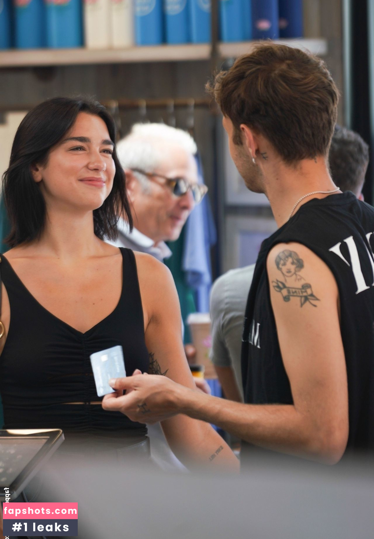 Dua Lipa gallery photo #8841