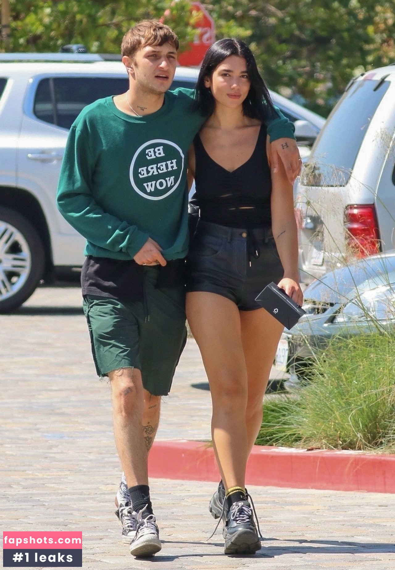 Dua Lipa gallery photo #8846