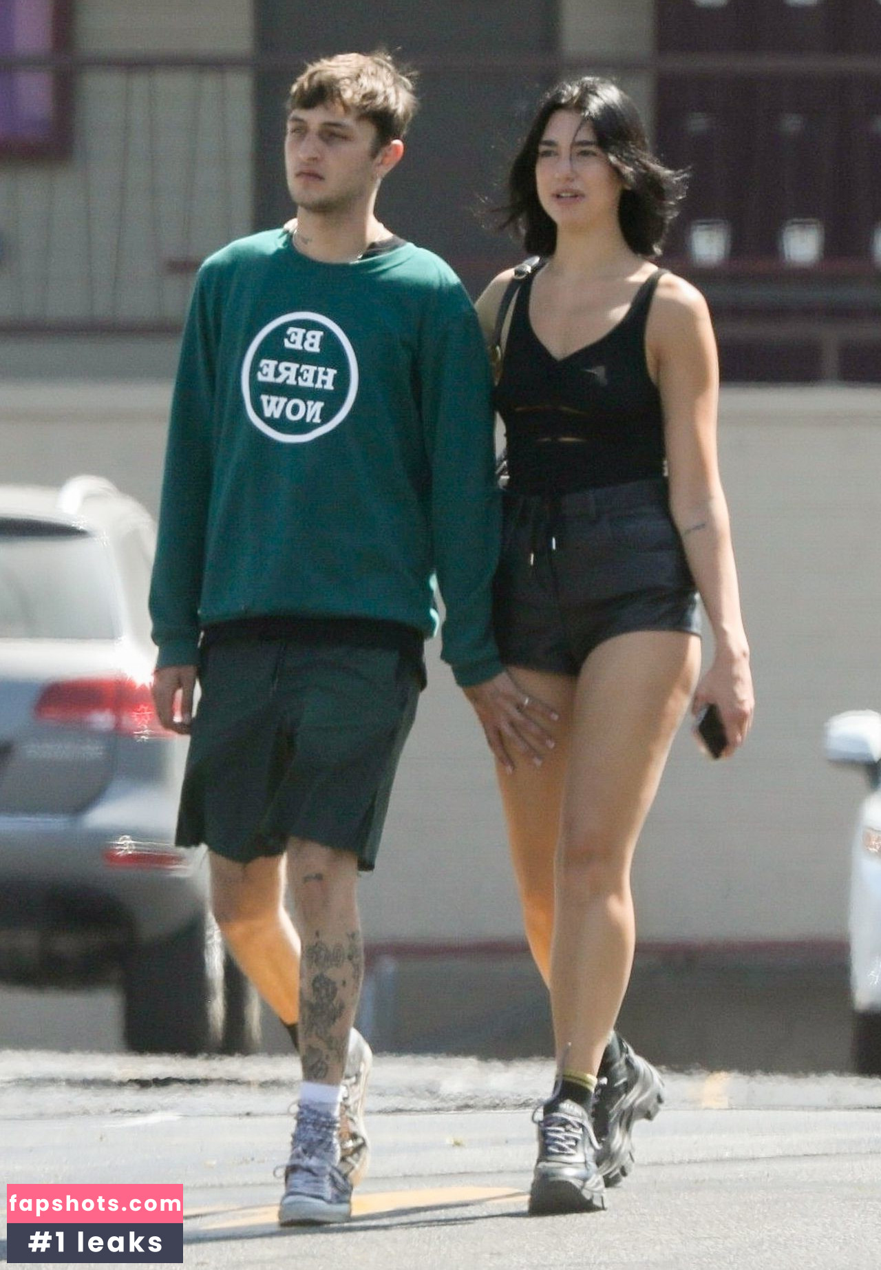 Dua Lipa gallery photo #8850