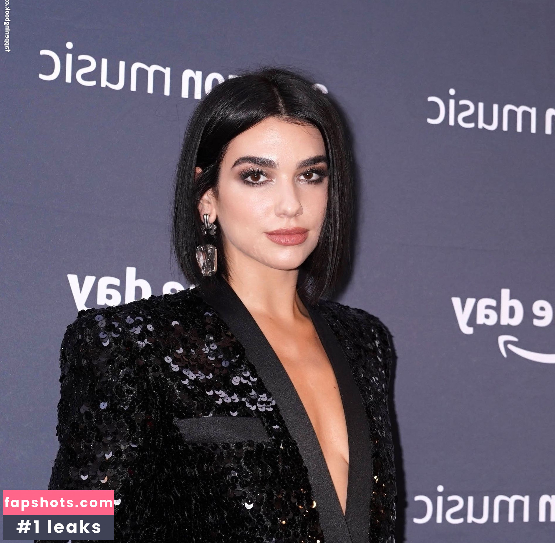 Dua Lipa gallery photo #8898