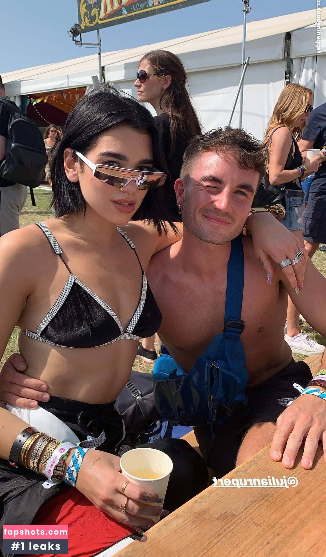 Dua Lipa gallery photo #8926