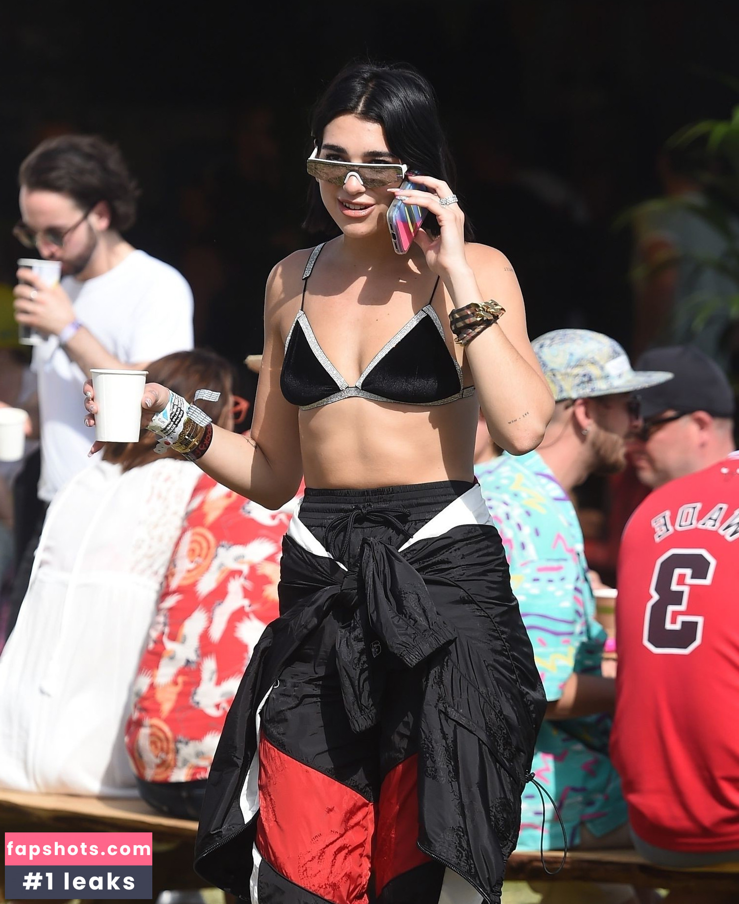 Dua Lipa gallery photo #8932