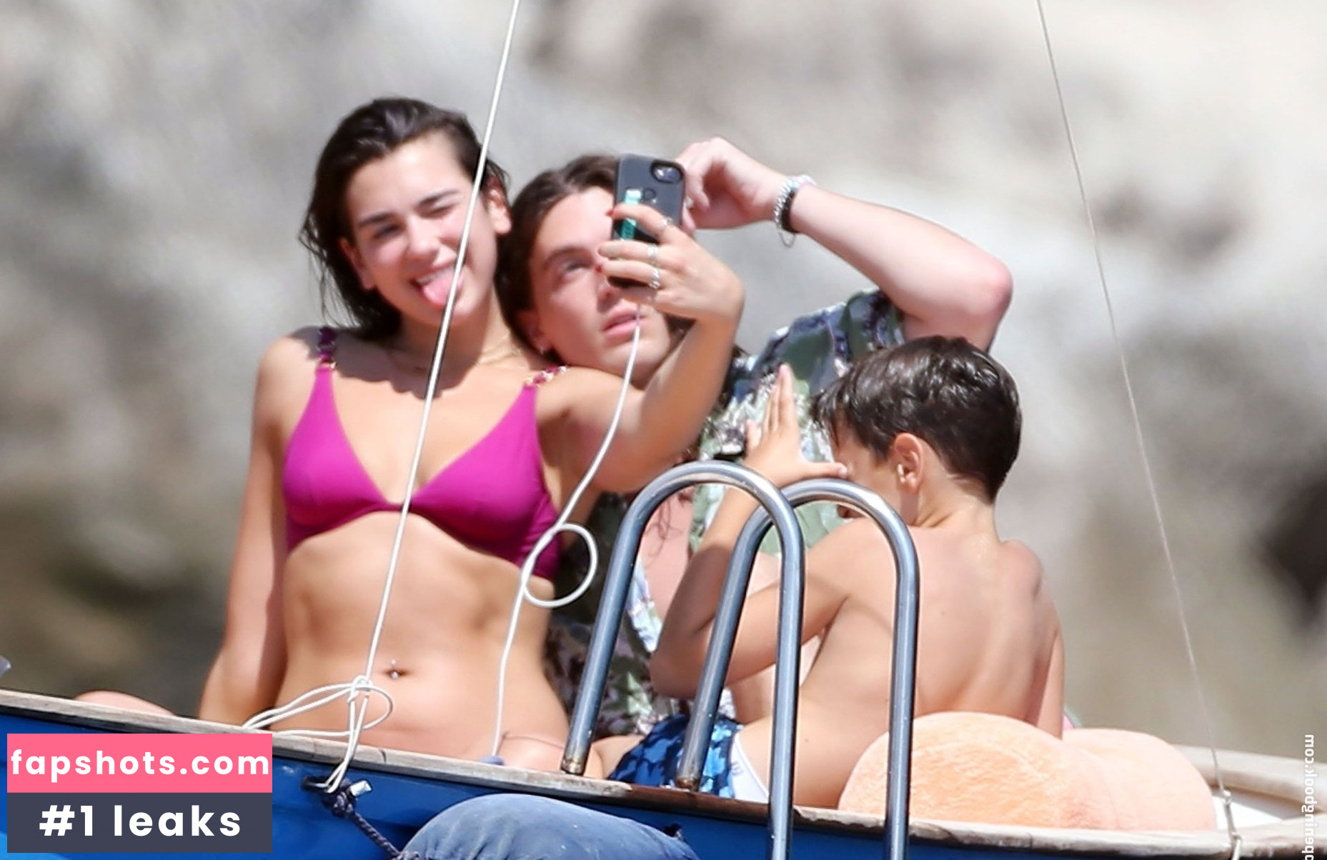 Dua Lipa gallery photo #8965