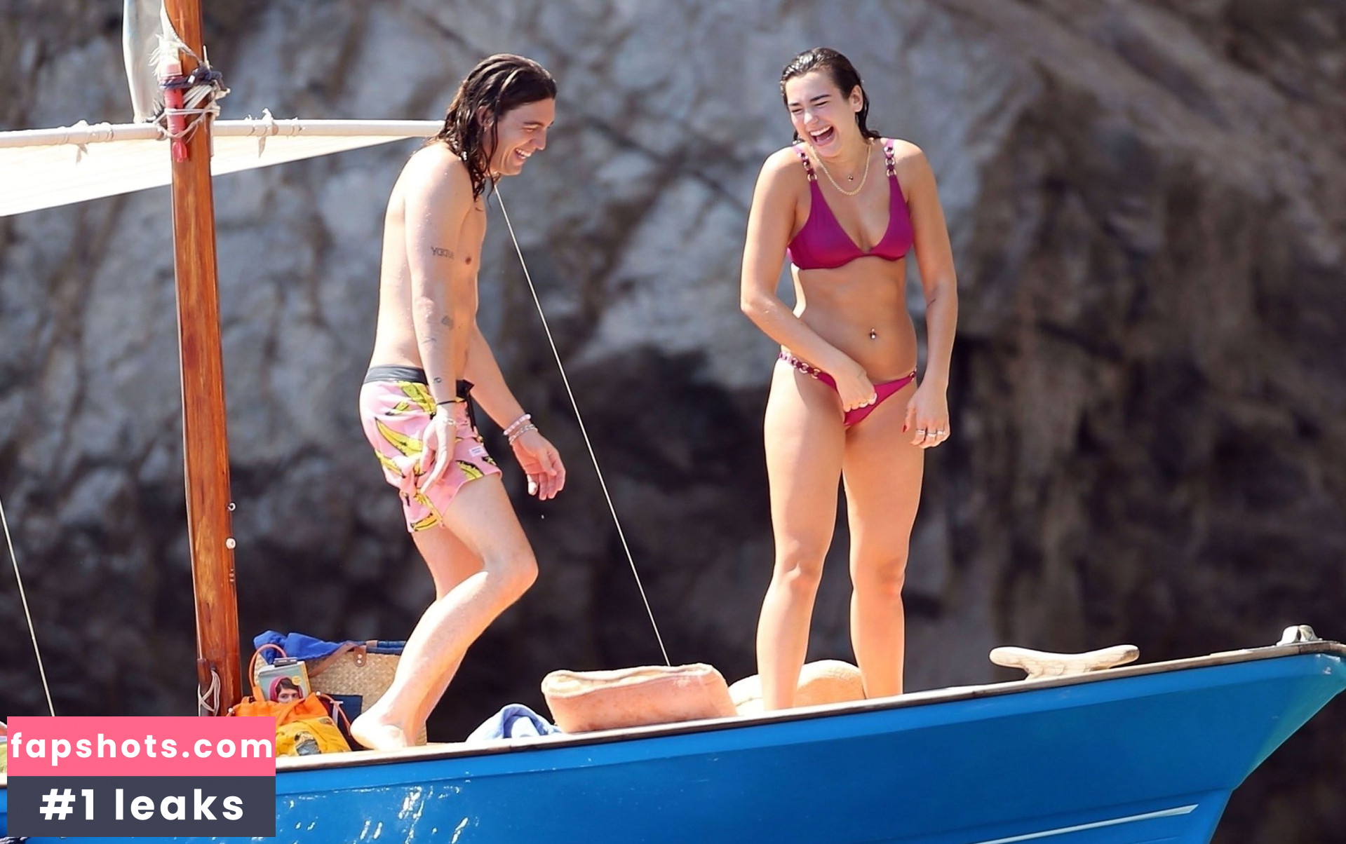 Dua Lipa gallery photo #8998