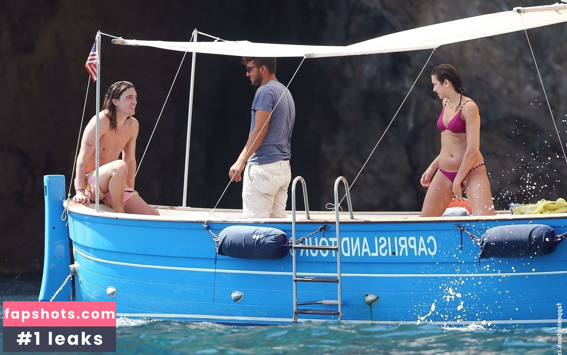 Dua Lipa gallery photo #9007