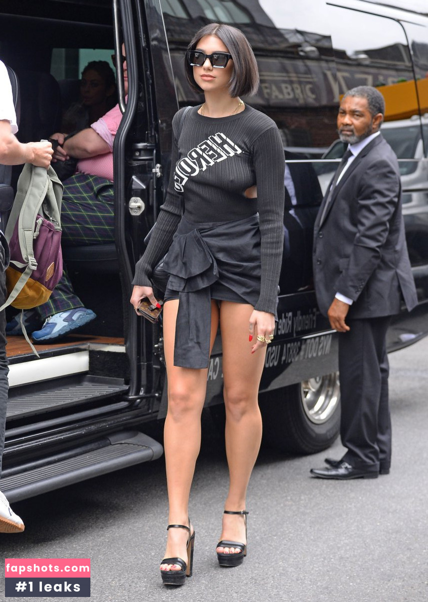 Dua Lipa gallery photo #9093