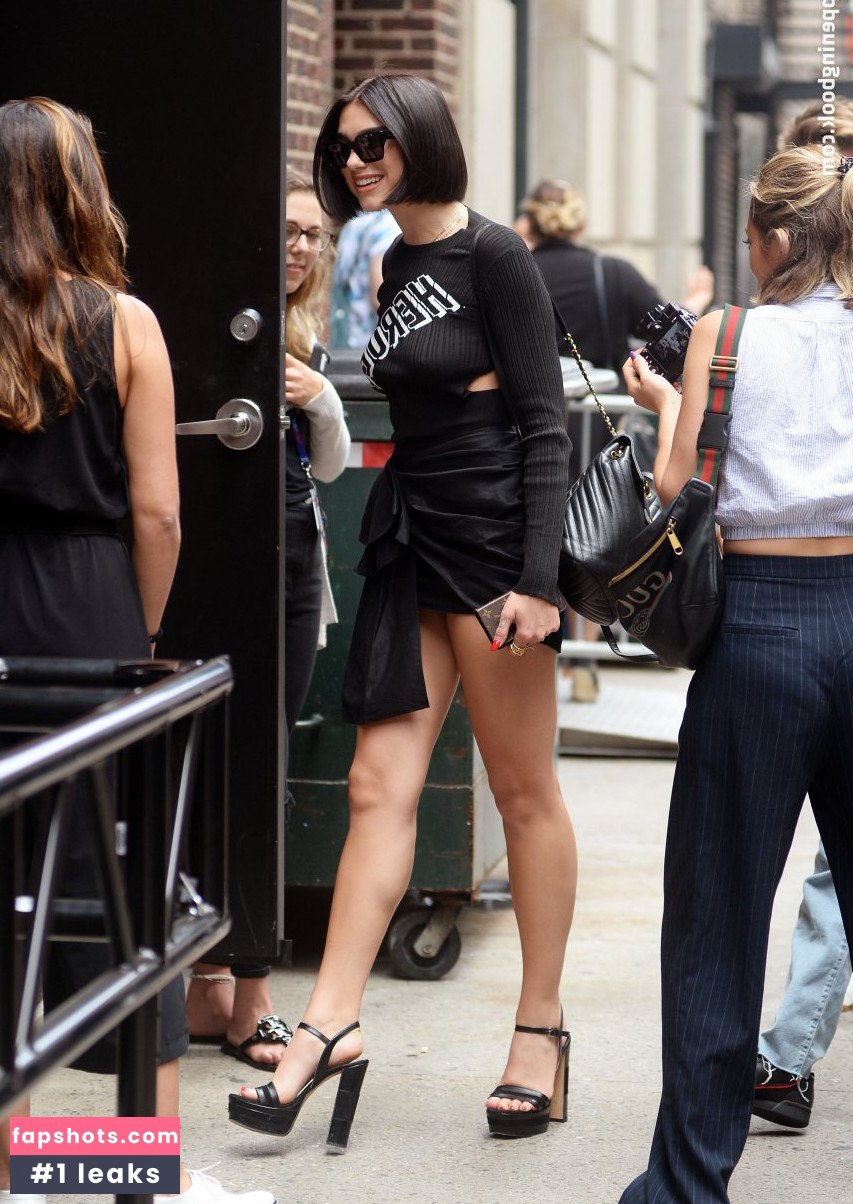 Dua Lipa gallery photo #9126