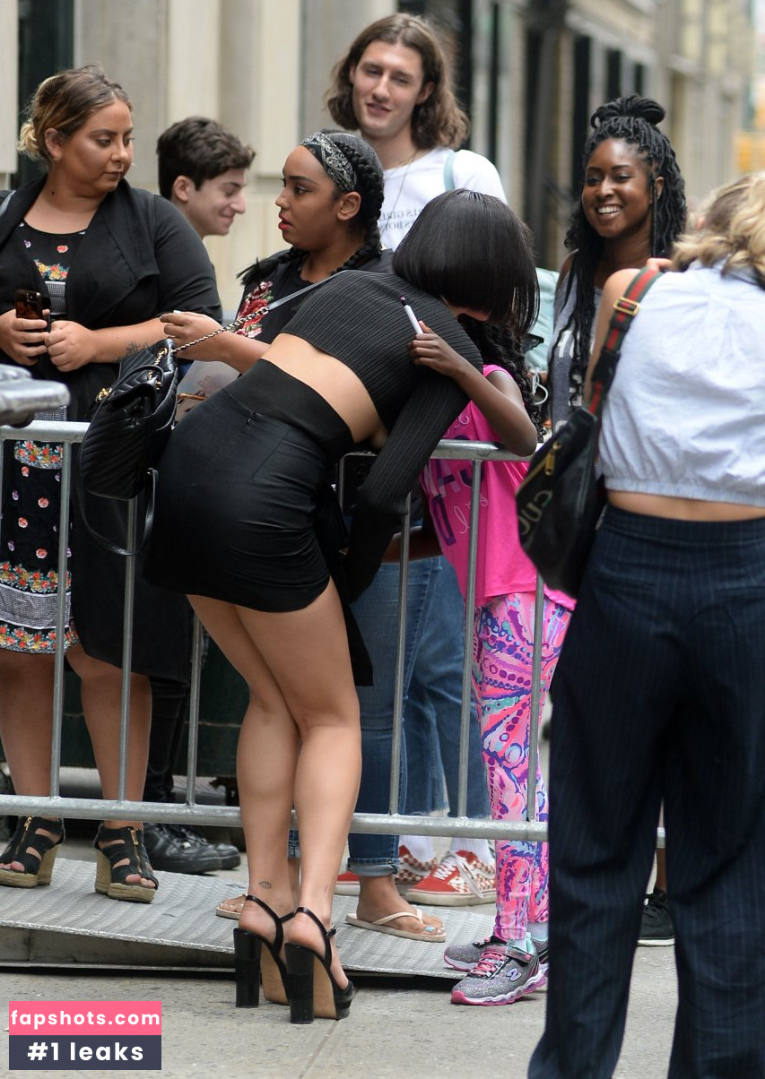 Dua Lipa gallery photo #9134