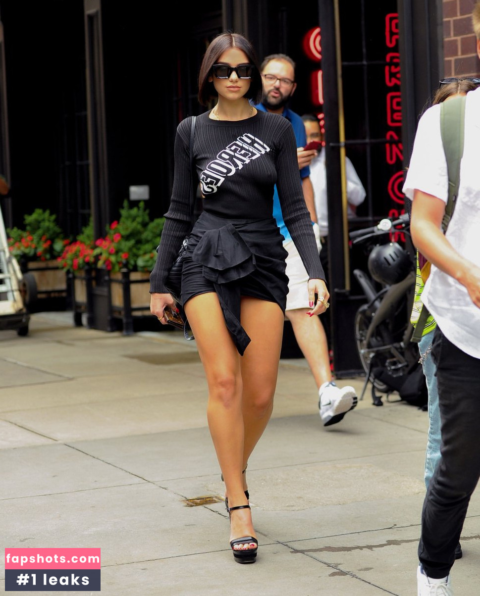 Dua Lipa gallery photo #9163