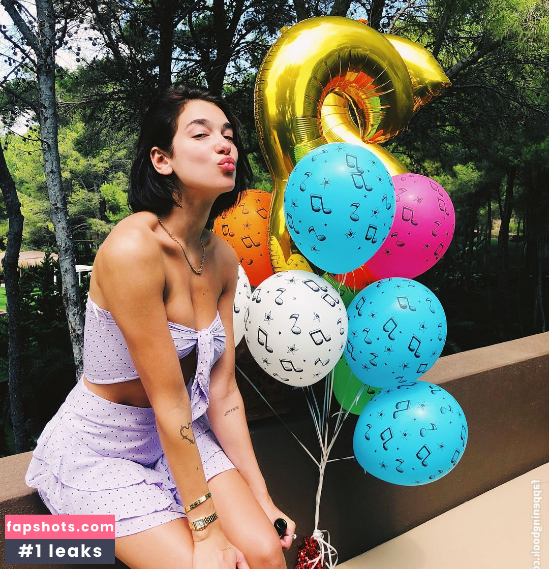 Dua Lipa gallery photo #9209