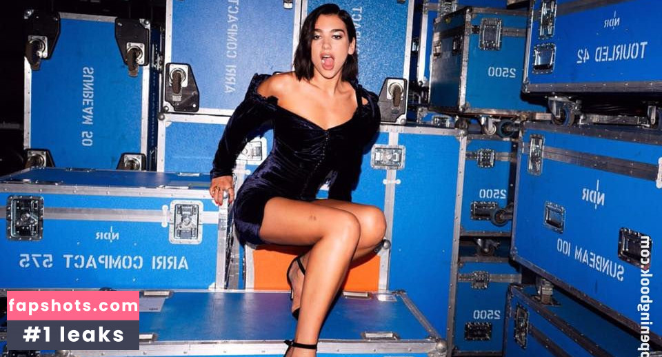 Dua Lipa gallery photo #9227