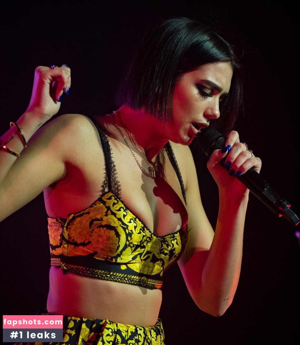 Dua Lipa gallery photo #9247