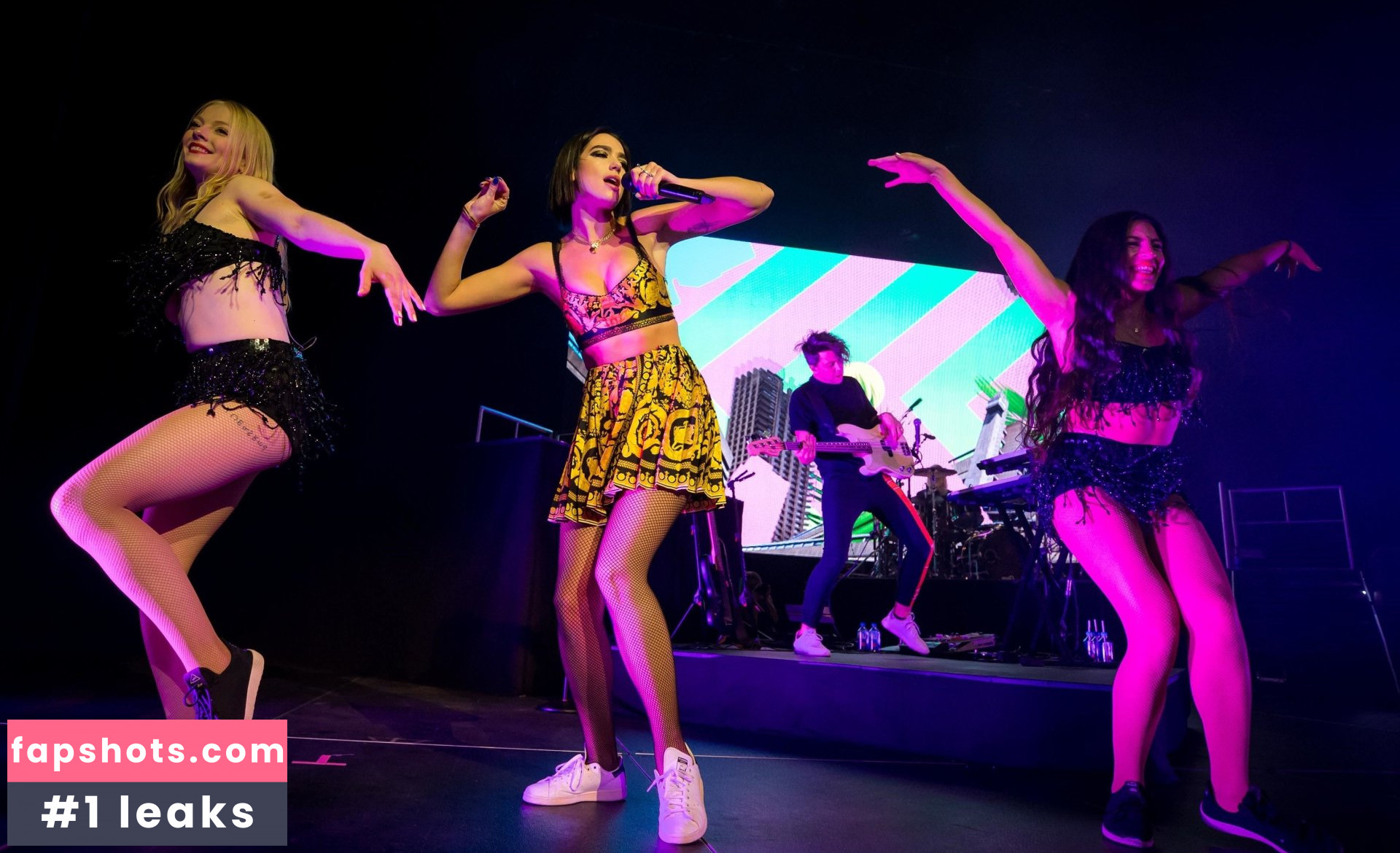 Dua Lipa gallery photo #9259