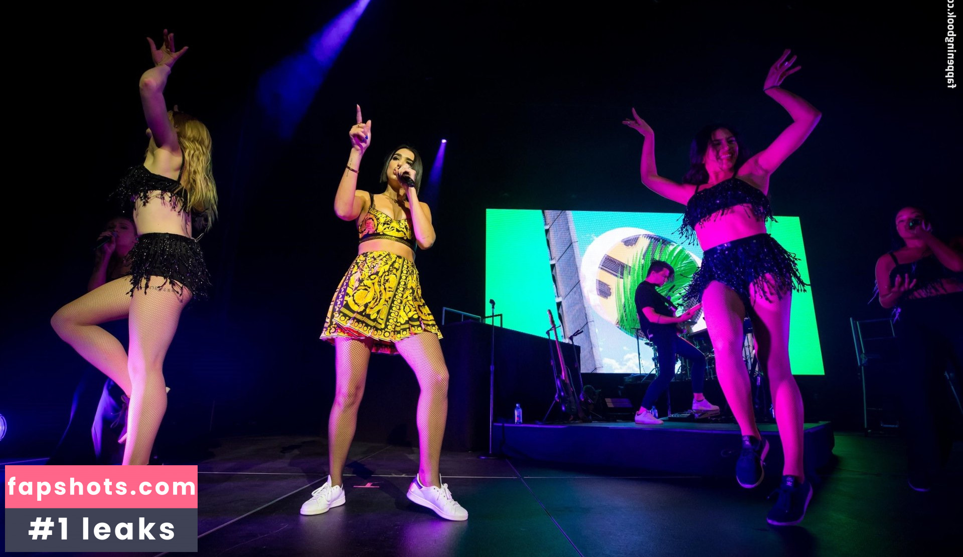 Dua Lipa gallery photo #9261