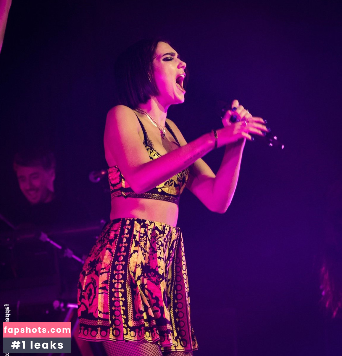 Dua Lipa gallery photo #9277