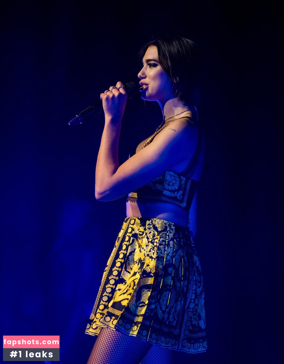 Dua Lipa gallery photo #9284