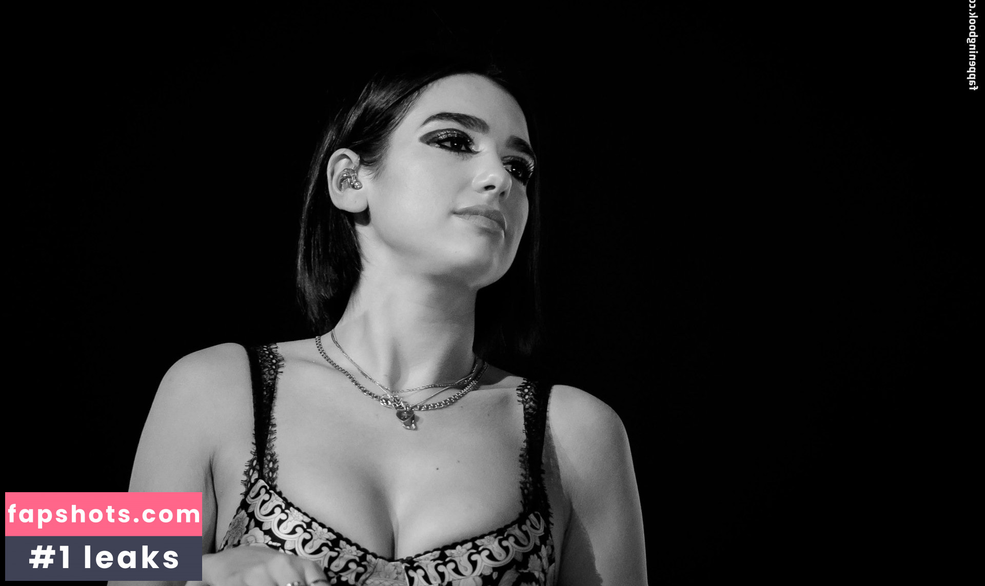 Dua Lipa gallery photo #9291