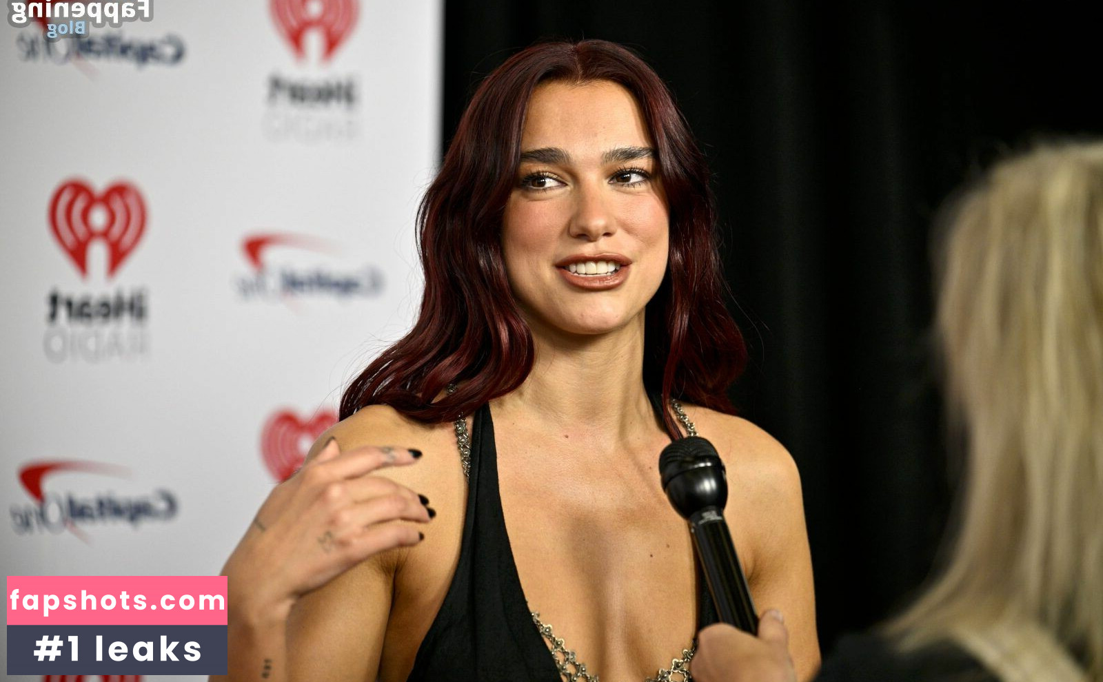 Dua Lipa gallery photo #943