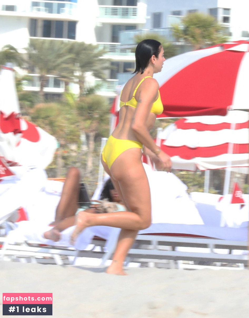 Dua Lipa gallery photo #9442