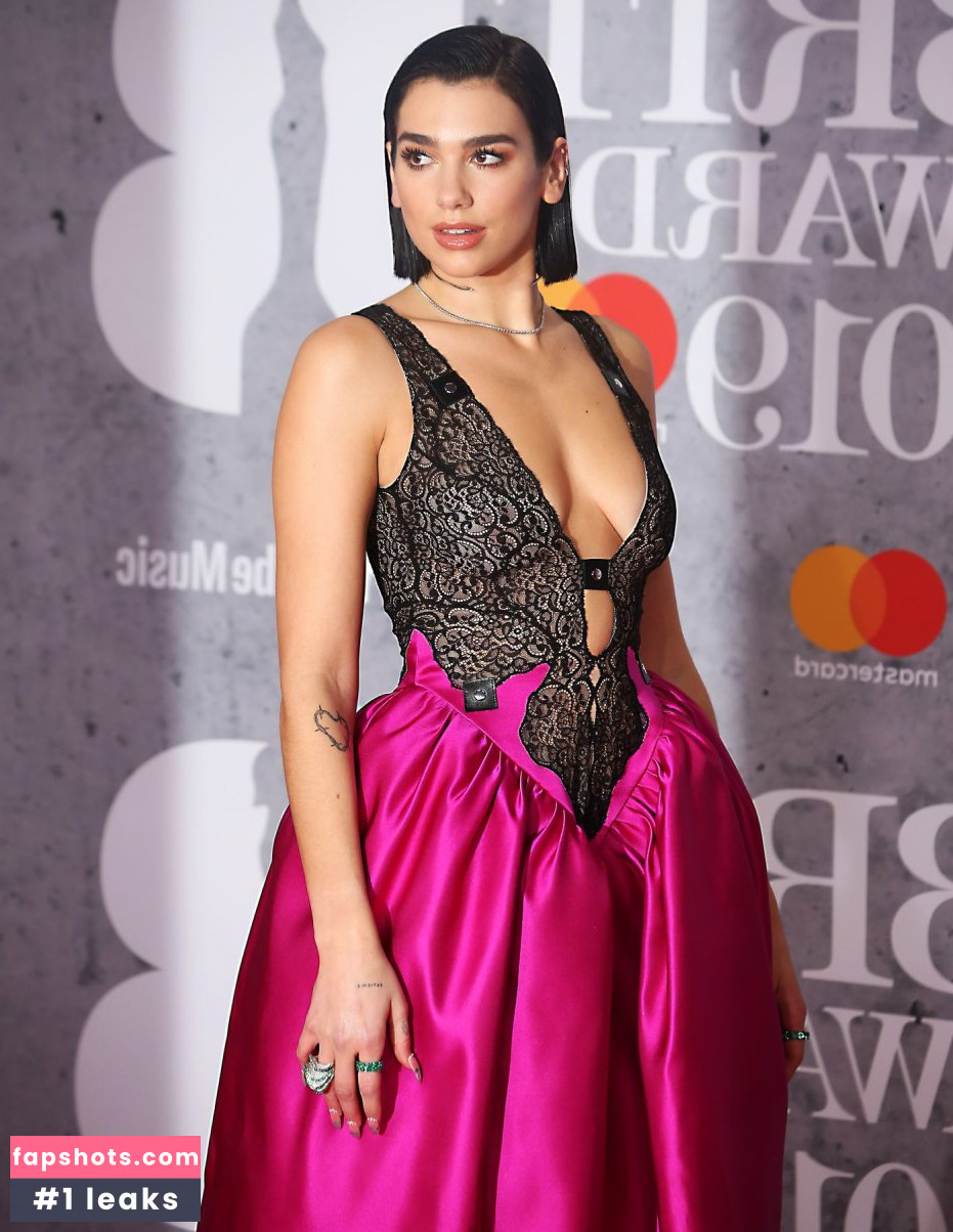 Dua Lipa gallery photo #9543