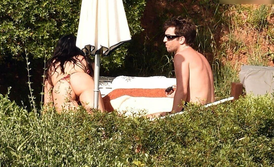 dua-lipa gallery photo #1007