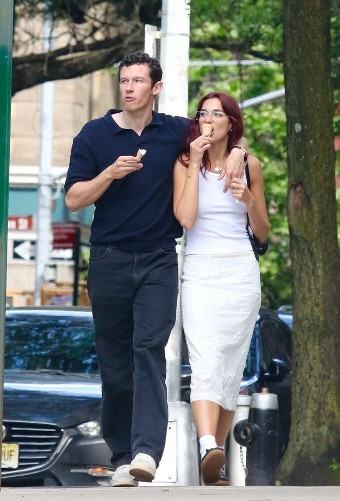 dua-lipa gallery photo #1056