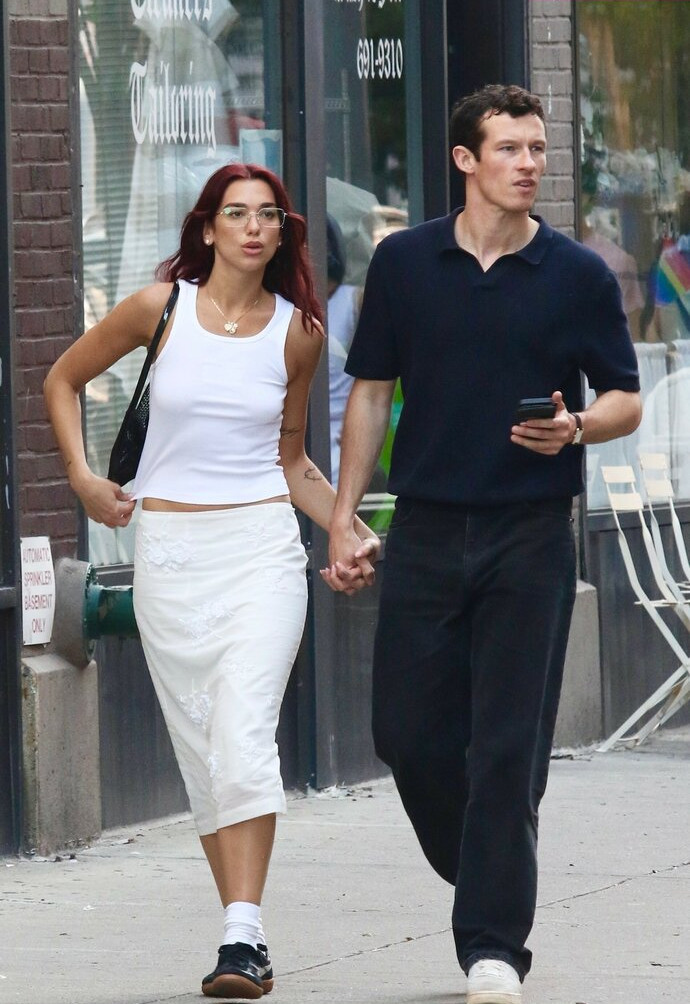 dua-lipa gallery photo #1071